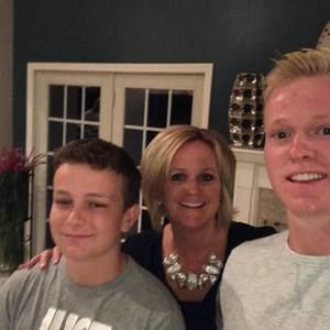 Meet your Posher, Debbie